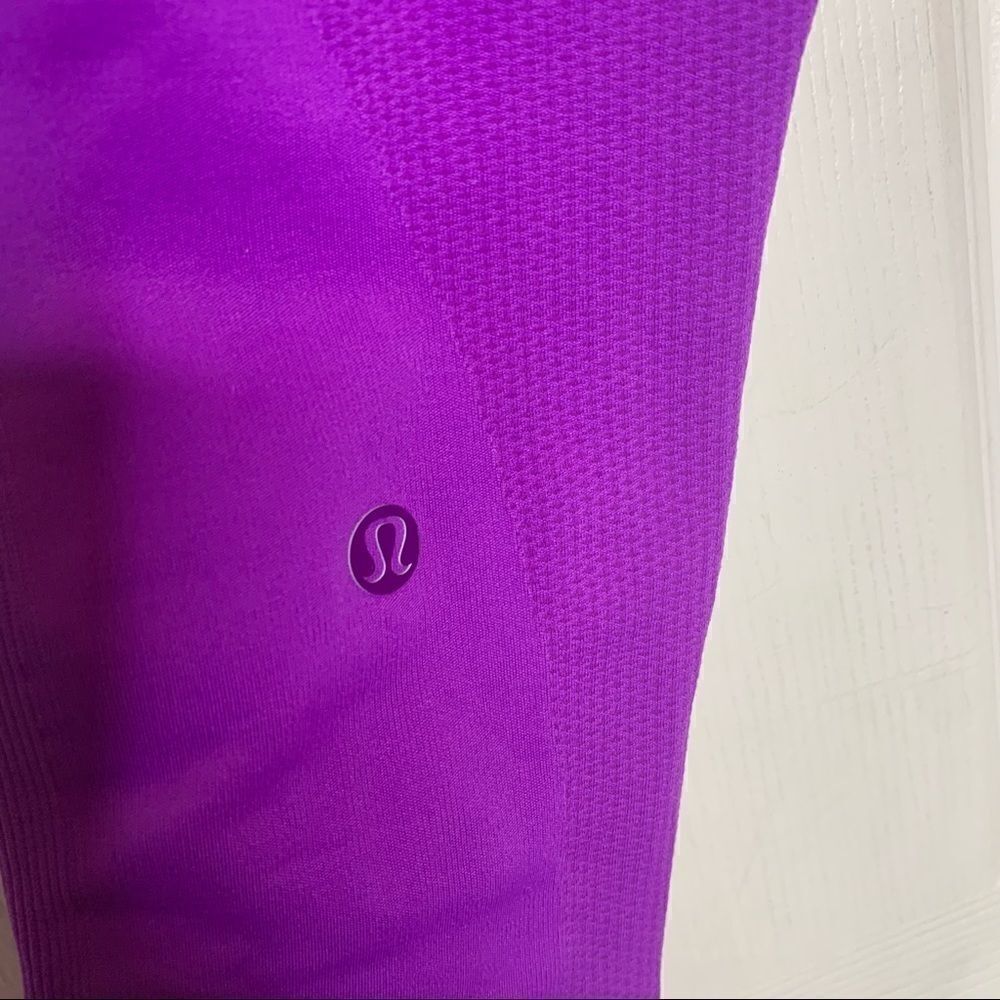 Lululemon Zone In Crop In Tender Violet Size 6 - Picture 7 of 8